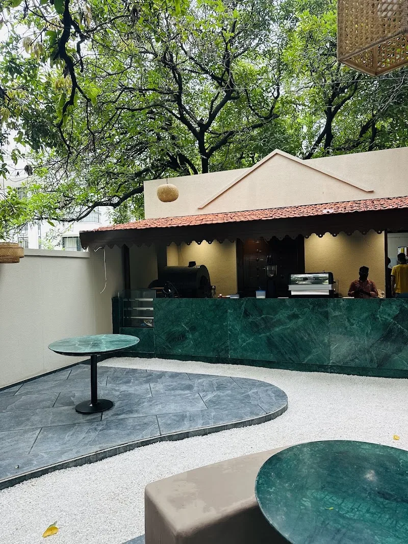 House of Coffee food and cafe